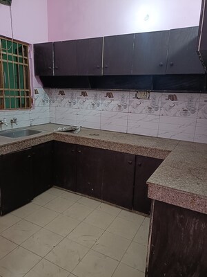 Kitchen in 1 BHK Builder Floor at Sector 52 – for Rent
