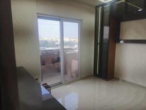 Room in 3 BHK Apartment at Raheja Vistas, Nacharam – for Rent