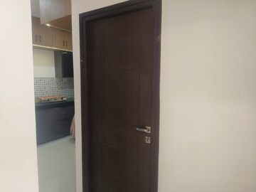 Furnished Amenities in 3 BHK Apartment at Raheja Vistas, Nacharam – for Rent