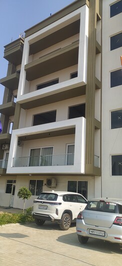 4 BHK + Pooja Room Builder Floor For Sale in Sector 84