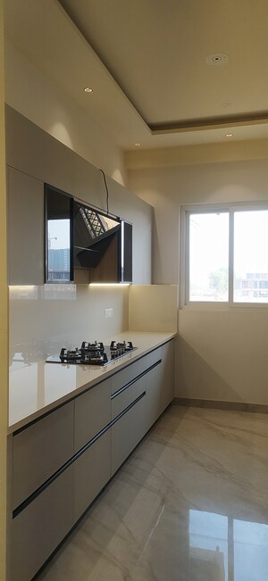 Kitchen in 4 BHK Builder Floor at Sector 84 – for Sale