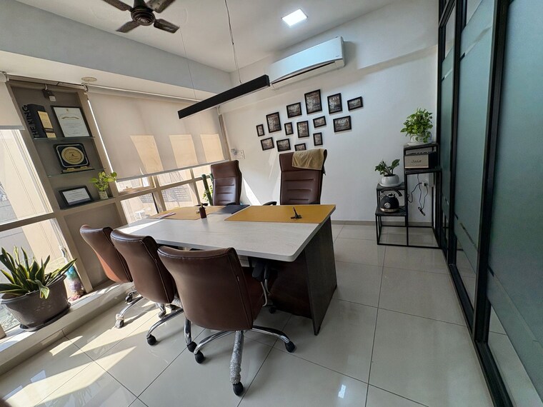 Team Area, shilp-epitome Commercial Office Space 822 Sq.Ft. In Bodakdev Ahmedabad 9420192