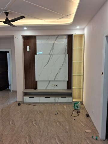 3 BHK Apartment For Sale in SLF Anushree, Sector 75