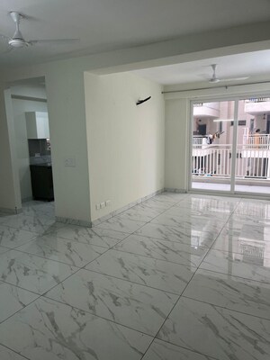 Building Lobby in 3 BHK Apartment at Pir Machalla – for Rent