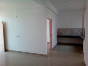 Room in 1 BHK Apartment at Shouryapuram, Lal Kuan – for Sale