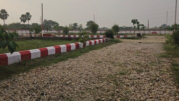  Plot For Sale in Kanpur Road