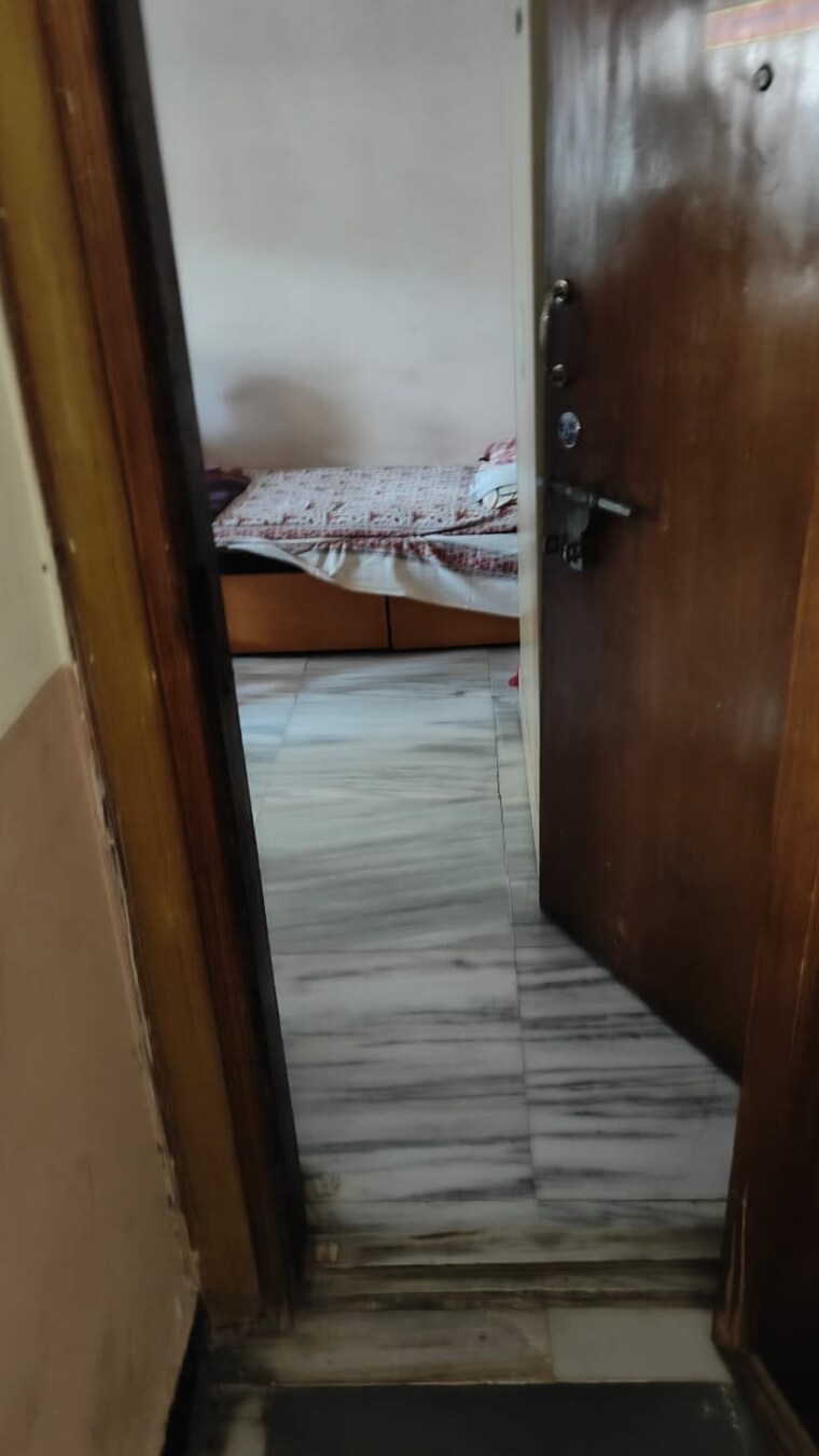 Room, dattatray-towers 1 Bedroom 450 Sq.Ft. Apartment In Borivali East Mumbai 9420307