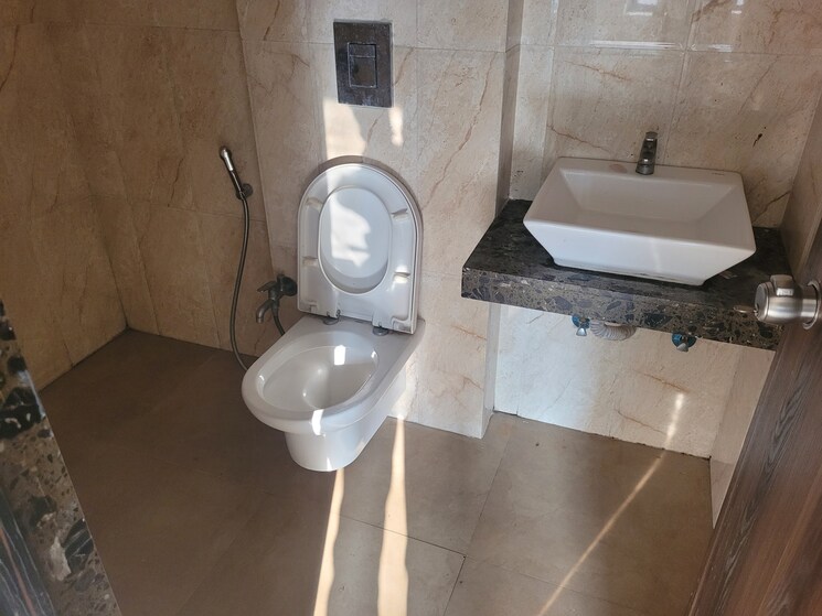 Bathroom, galaxy-parijat 3 Bedroom 1500 Sq.Ft. Apartment In Bhosale Nagar Pune 9420312