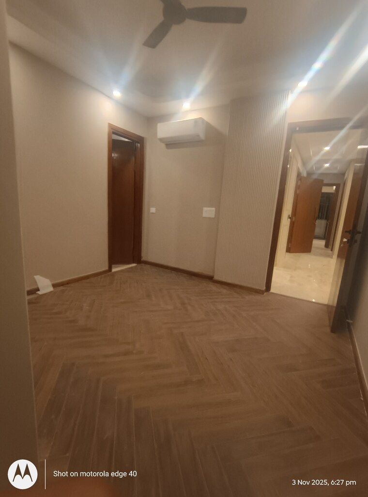 undefined, boutique-residential-apartments-e-335 3 Bedroom 200 Sq.Yd. Builder Floor In East Of Kailash Delhi 9420327