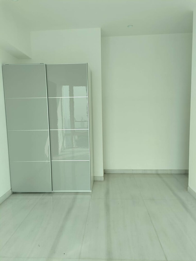 Room, indiabulls-blu 2 Bedroom 900 Sq.Ft. Apartment In Worli Mumbai 9420294