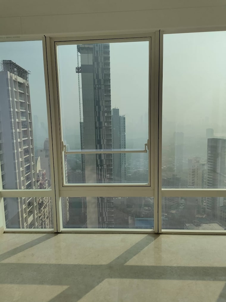 Balcony, indiabulls-blu 2 Bedroom 900 Sq.Ft. Apartment In Worli Mumbai 9420294