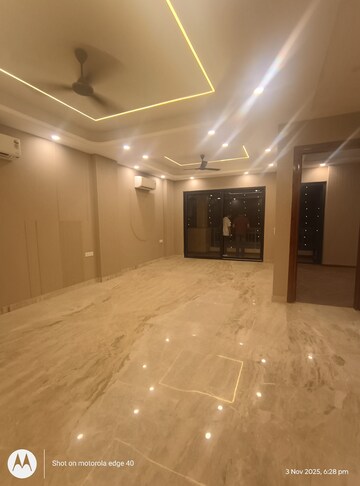 3 BHK Builder Floor For Sale in Boutique Residential Apartments E-335, East Of Kailash