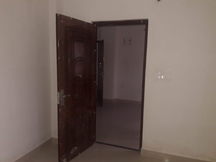 Room, hakim para 2 Bedroom 800 Sq.Ft. Apartment In Hakim Para Siliguri 9420288