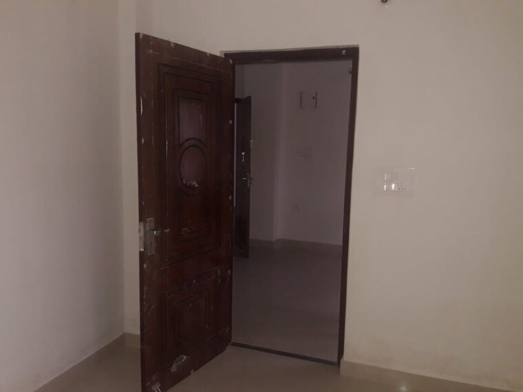 Room, hakim para 2 Bedroom 800 Sq.Ft. Apartment In Hakim Para Siliguri 9420288