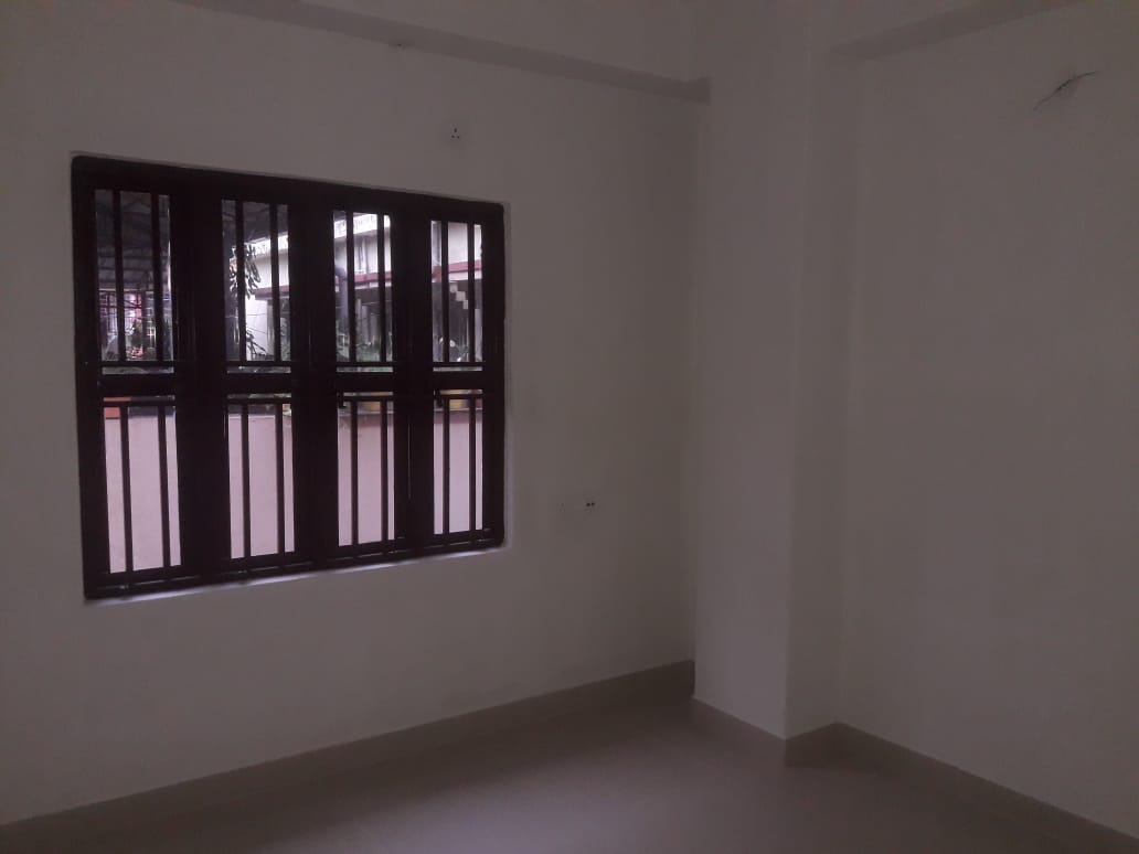 2 BHK Apartment For Sale in Hakim Para
