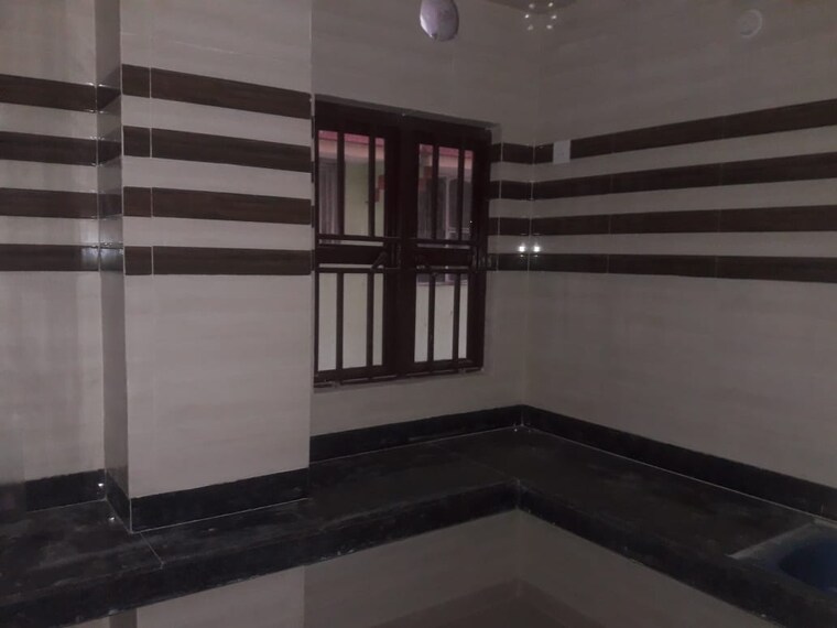 Room, hakim para 2 Bedroom 800 Sq.Ft. Apartment In Hakim Para Siliguri 9420288