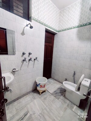 Bathroom in 2 BHK Builder Floor at Sector 15 – for Rent