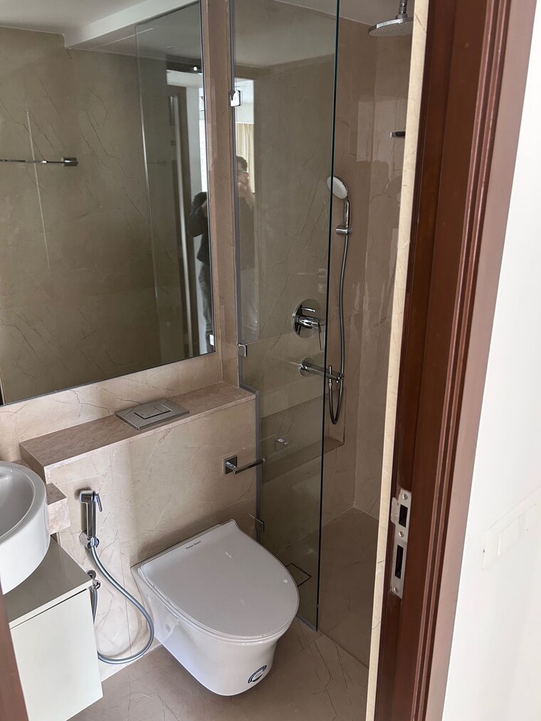 Bathroom, hiranandani-highland 2 Bedroom 862 Sq.Ft. Apartment In Powai Mumbai 9420316