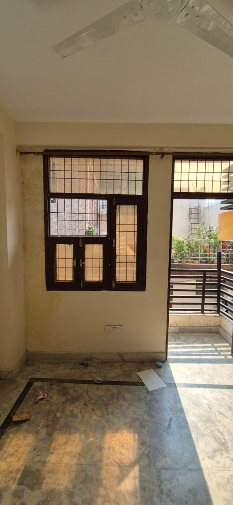 Room, palm-residency-chhatarpur 1 Bedroom 550 Sq.Ft. Apartment In Chattarpur Delhi 9420349