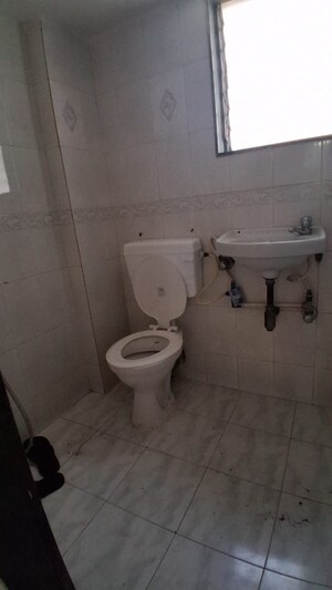 Bathroom in 2 BHK Apartment at Airoli Sector 20 – for Rent