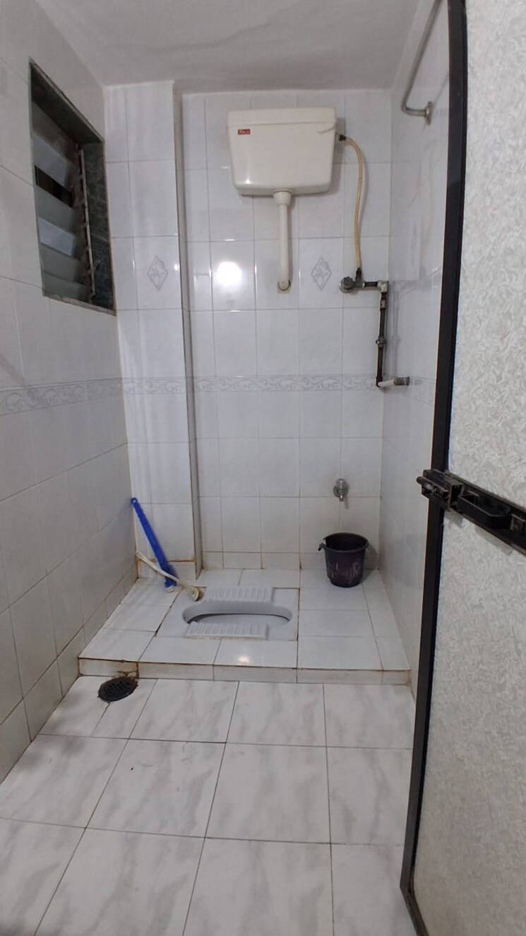 Bathroom, airoli sector 20 2 Bedroom 750 Sq.Ft. Apartment In Airoli Sector 20 Navi Mumbai 9420366