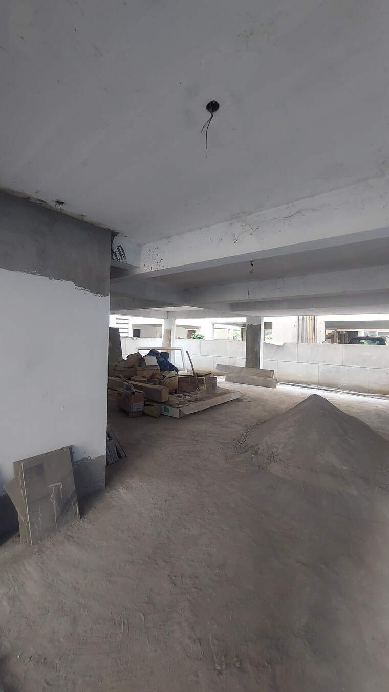  Parking, guttala begumpet 4 Bedroom 4223 Sq.Ft. Villa In Guttala Begumpet Hyderabad 9420393