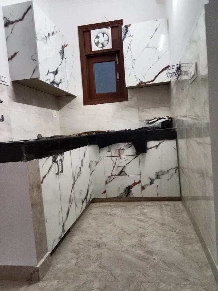 Kitchen, saket 2 Bedroom 840 Sq.Ft. Builder Floor In Saket Delhi 9420386