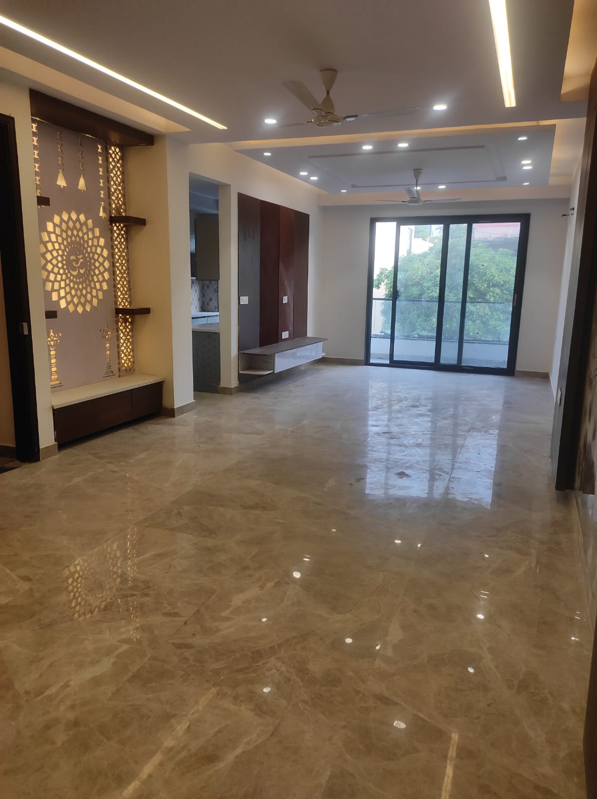 4 BHK + Servant Room Builder Floor For Rent in SS Mayfield Gardens