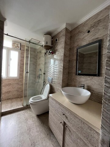 Bathroom in 4 BHK Builder Floor at SS Mayfield Gardens, Sector 51 – for Rent