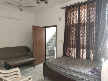 Bedroom in 2 BHK Builder Floor at Ashoka Enclave Faridabad, Sector 34 – for Rent