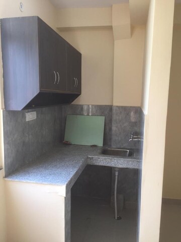 Kitchen in 1.5 BHK Builder Floor at Mayur Vihar – for Sale
