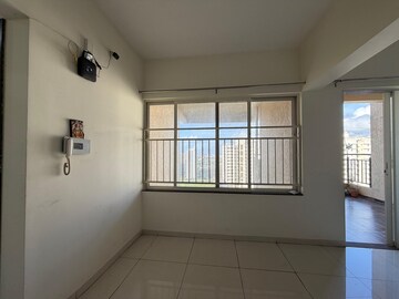 Room in 2 BHK Apartment at Kolte Patil Life Republic, Hinjewadi – for Rent