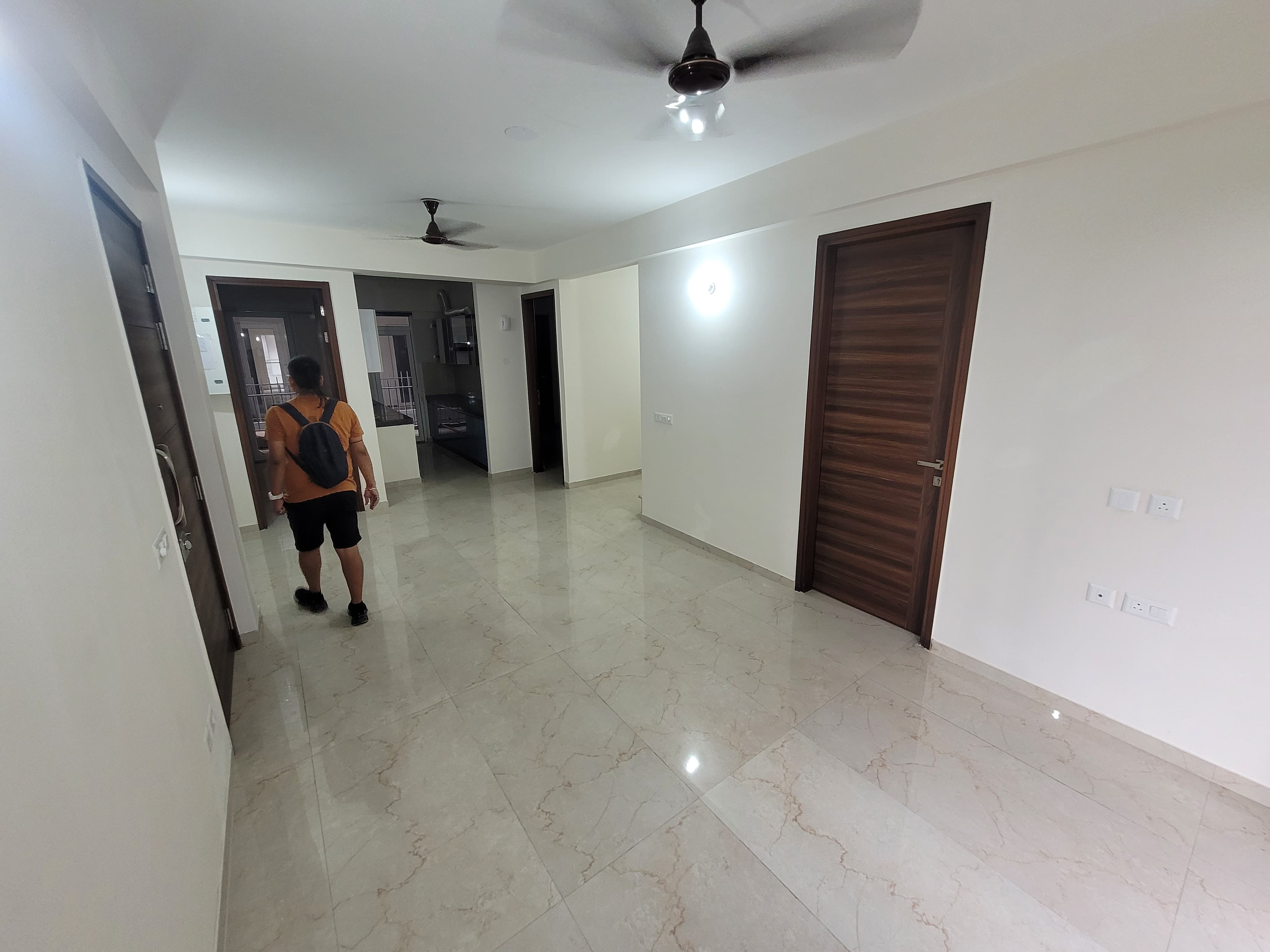2 BHK + Servant Room Builder Floor For Sale in Smart World Gems