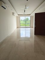 3 BHK 233 Sq.Yd. Builder Floor in Chittaranjan Park 