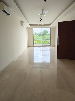 3 BHK Builder Floor For Rent in Chittaranjan Park