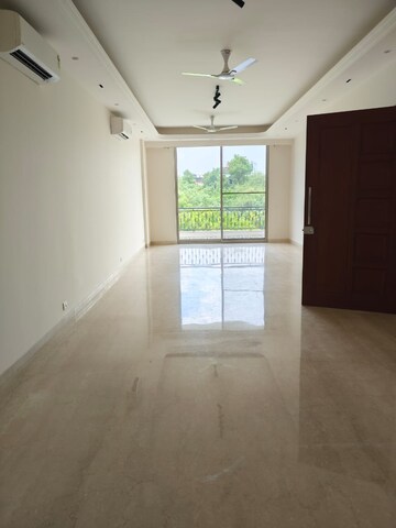 3 BHK Builder Floor For Rent in Chittaranjan Park