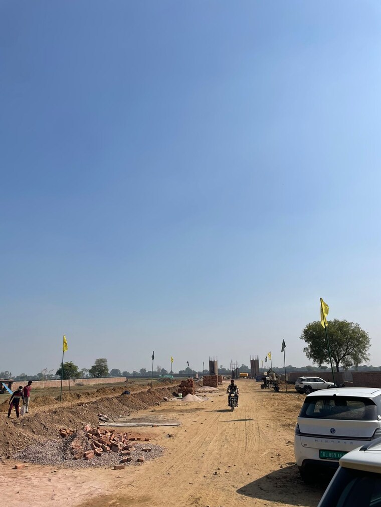 Exterior View, barsana  80 Sq.Yd. Plot In Barsana Mathura 9420489