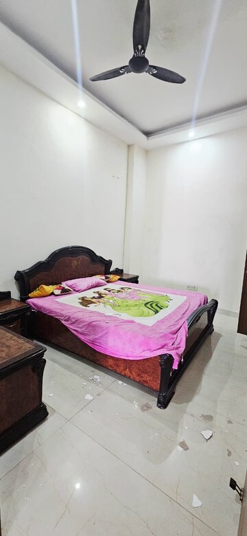 1 BHK Builder Floor For Rent in Chattarpur