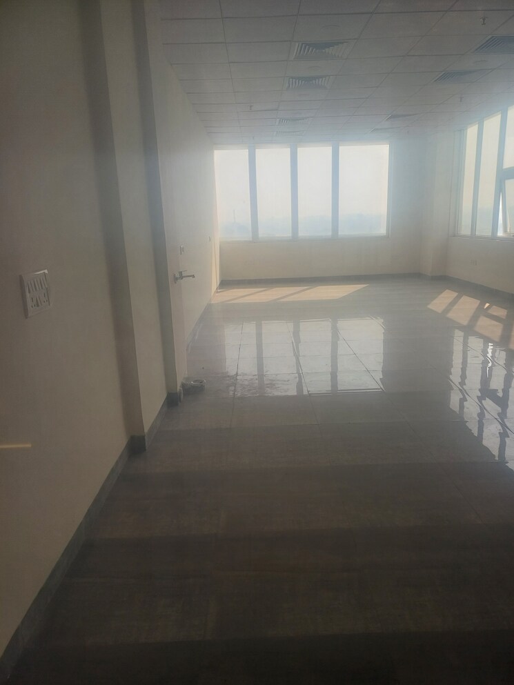 Exterior View, sector 27c Commercial Office Space in IT/SEZ 1000 Sq.Ft. In Sector 27c Faridabad 9420508
