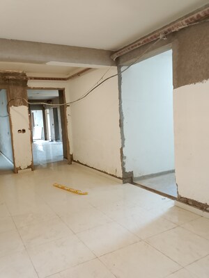 Room in 2 BHK Apartment at Omaxe Hazratganj Residency, Gomti Nagar – for Sale