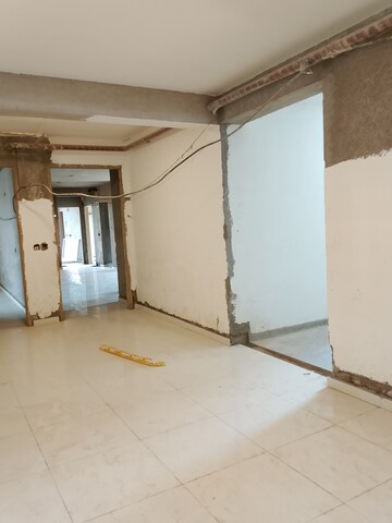 Room in 2 BHK Apartment at Omaxe Hazratganj Residency, Gomti Nagar – for Sale