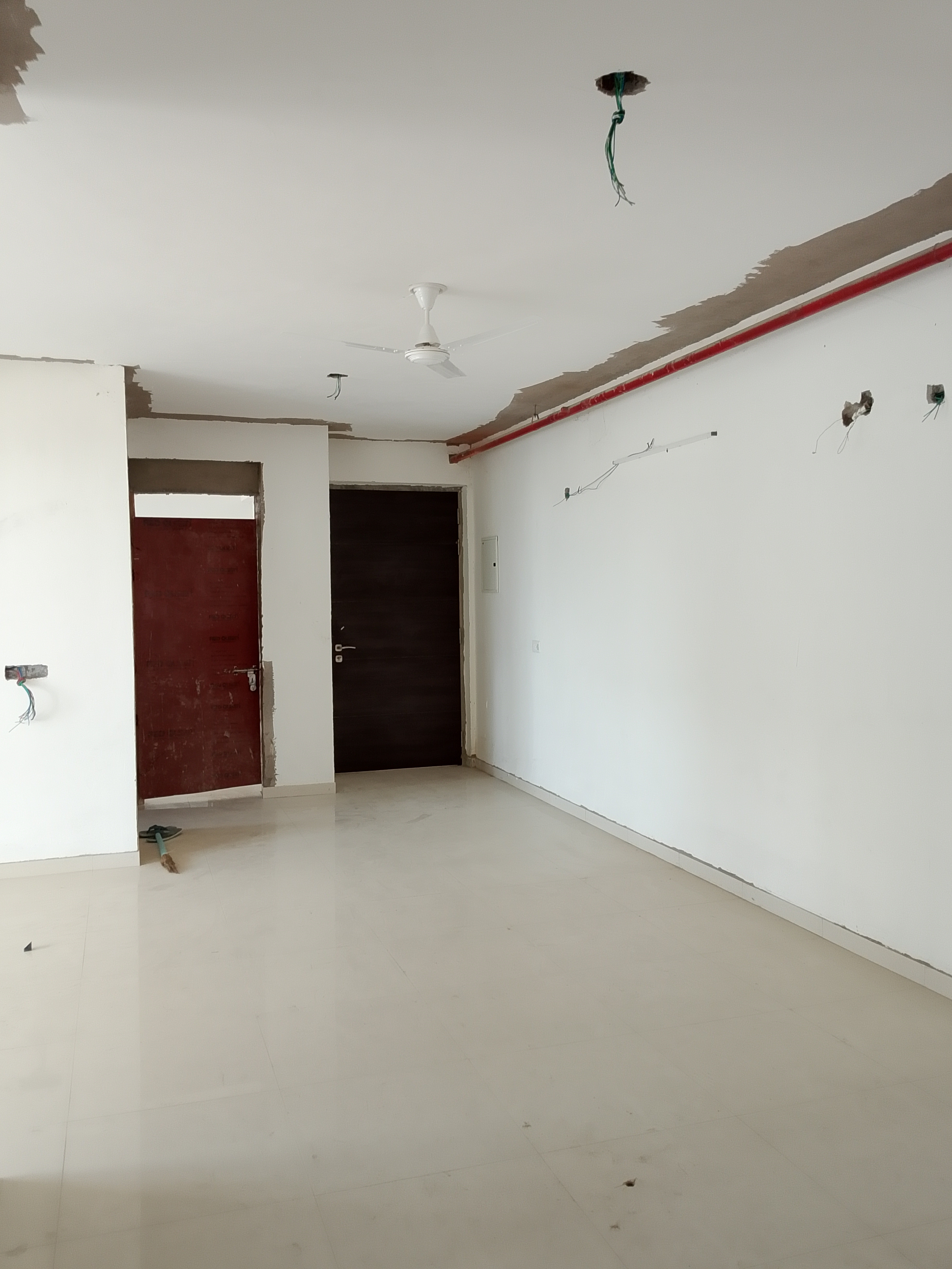 2 BHK + Study Room 1200 Sq.Ft. Apartment in Omaxe Hazratganj Residency