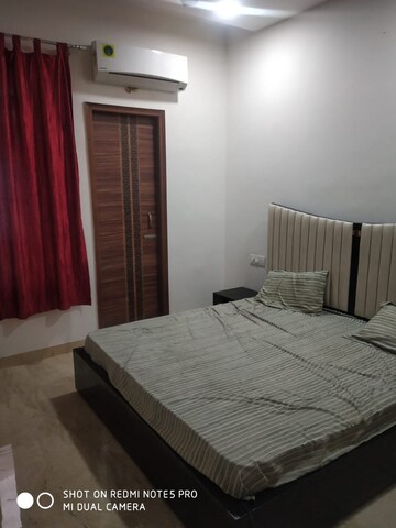 Bedroom in 3 BHK Apartment at APS Platinum Towers, Pir Machalla – for Rent