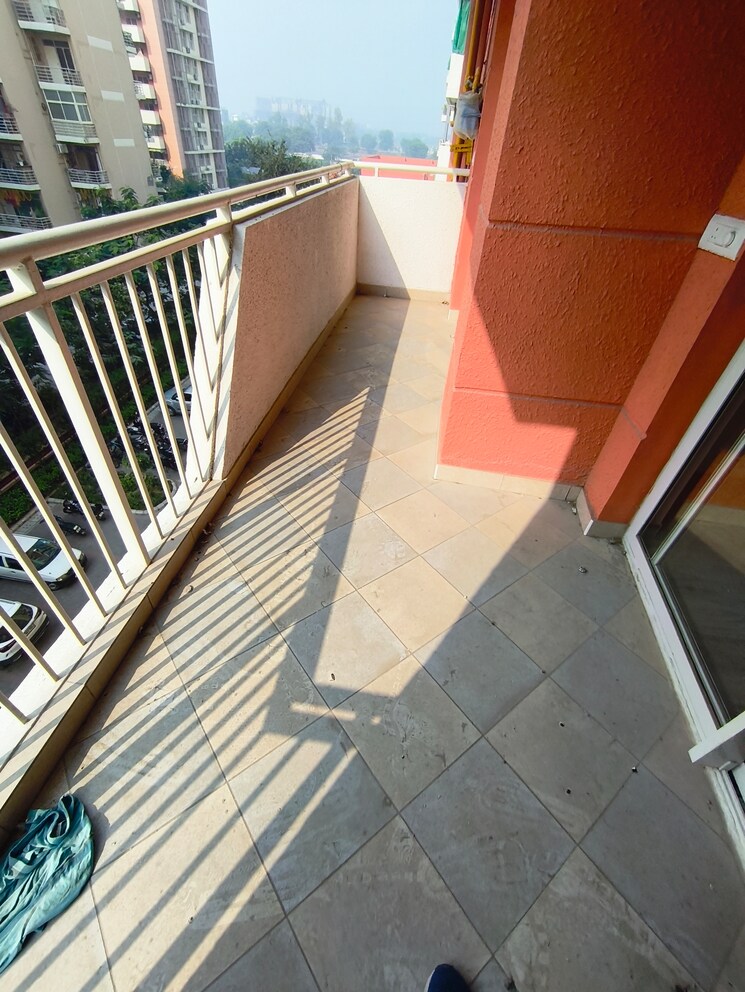 Balcony, ashiana-anmol-phase-2 2 Bedroom 1275 Sq.Ft. Apartment In Sohna Sector 33 Gurgaon 9420587