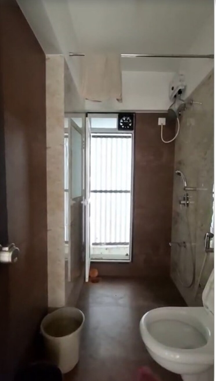 Bathroom, chembur 2 Bedroom 975 Sq.Ft. Apartment In Chembur Mumbai 9420566