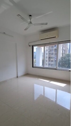 Bedroom in 2 BHK Apartment at Chembur – for Rent