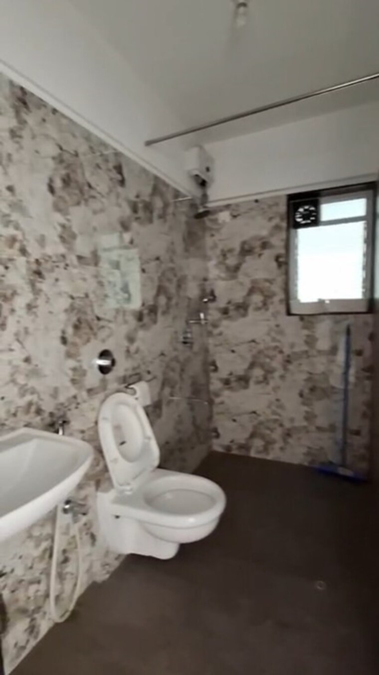 Bathroom, chembur 2 Bedroom 975 Sq.Ft. Apartment In Chembur Mumbai 9420566