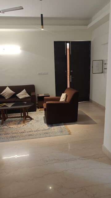 Living Room in 2 BHK Villa at Sector 40 – for Rent