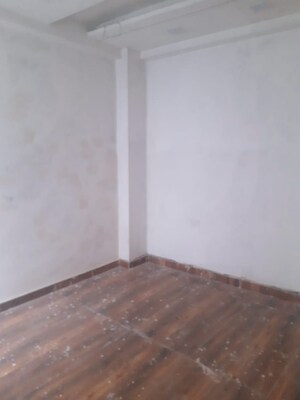 Room in 3 BHK Builder Floor at Vasundhara Sector 1 – for Sale