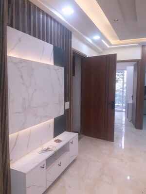 Room in 3 BHK Builder Floor at Vasundhara Sector 1 – for Sale